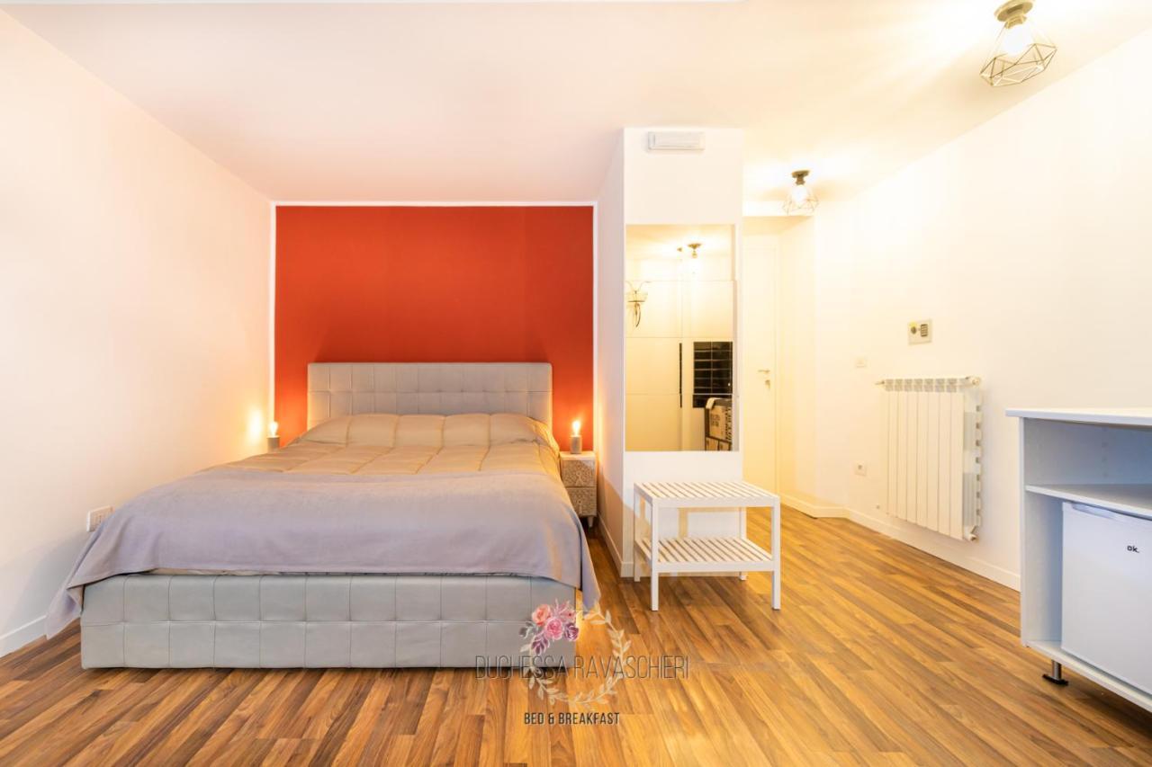 Duchessa Ravaschieri Bed And Breakfast 나폴리 외부 사진