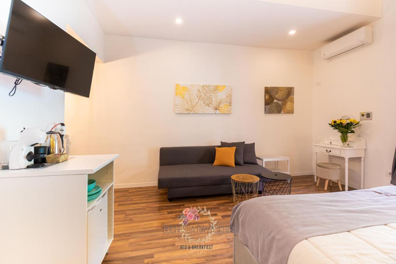 Duchessa Ravaschieri Bed And Breakfast 나폴리 외부 사진