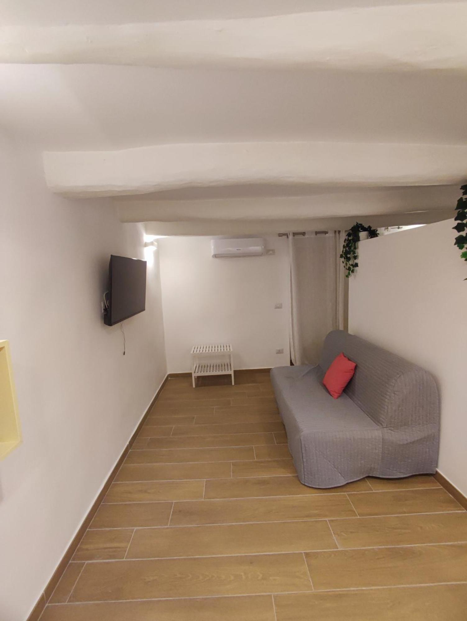 Duchessa Ravaschieri Bed And Breakfast 나폴리 외부 사진